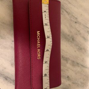 Michael Kors Jet Set Trifold Magenta Wallet
